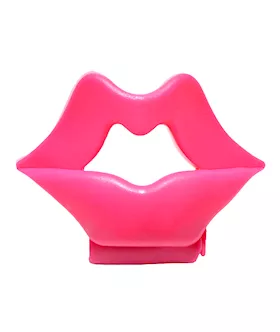 Lusty Lips Vibrating Cock Ring