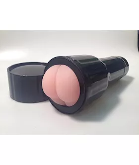 Cheeky Masturbator