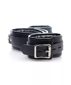 Neck To Wrist Restraint