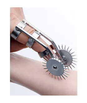 Spikes Double Finger Pinwheel