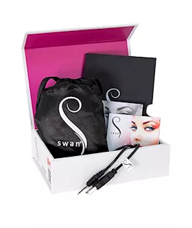 Squeeze By Swan Hug