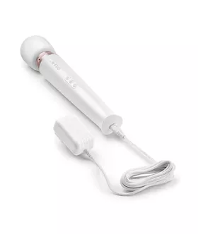 Le Wand Rechargeable Massager