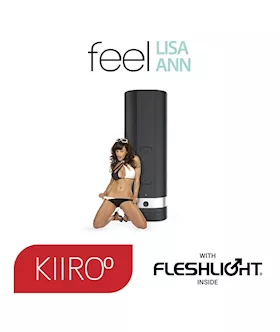 Kiiroo Onyx 2 Lisa Ann Masturbator