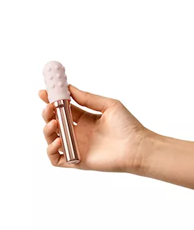 Le Wand Grand Bullet