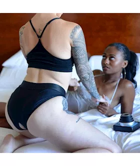 Active Harness Wear Crotchless