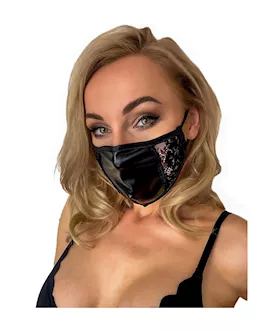 Noir Cutout Wetlook Mask