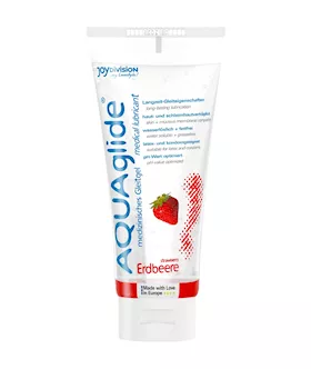 AQUAglide Strawberry Flavoured Lubricant 100ml