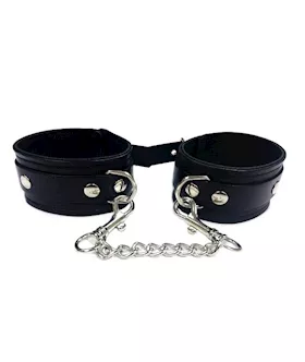 Rouge Plain Leather Ankle Cuffs