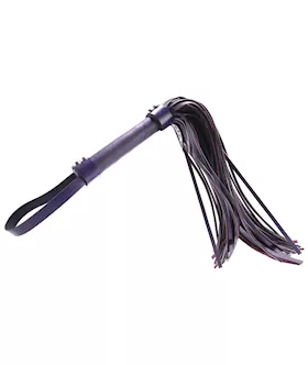 Rouge Short Leather Flogger