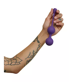 Clara Vibrating Kegel Balls App Controlled