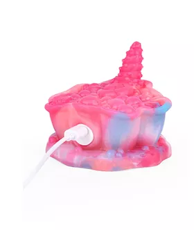 Wild Bountiful Clamshell Vibrating Fantasy Grinder