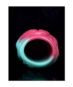 Wild Savage Wolf Fantasy Knot Sleeve