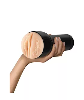 Feel Reagan Foxx By Kiiroo Stars Collection Masturbator