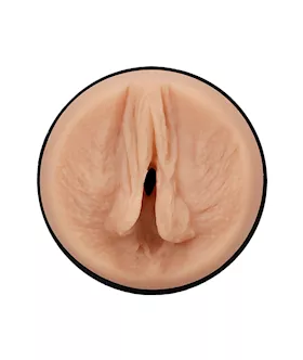 Main Squeeze Kiley Corrupt Pussy Stroker