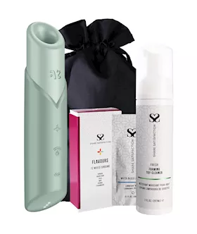 Satisfyer Naughty Kiss  Essentials Bundle