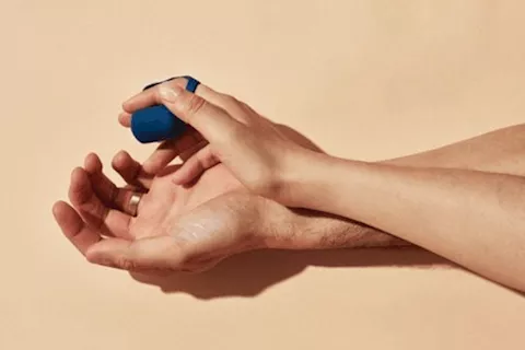 How to choose and use a finger vibrator