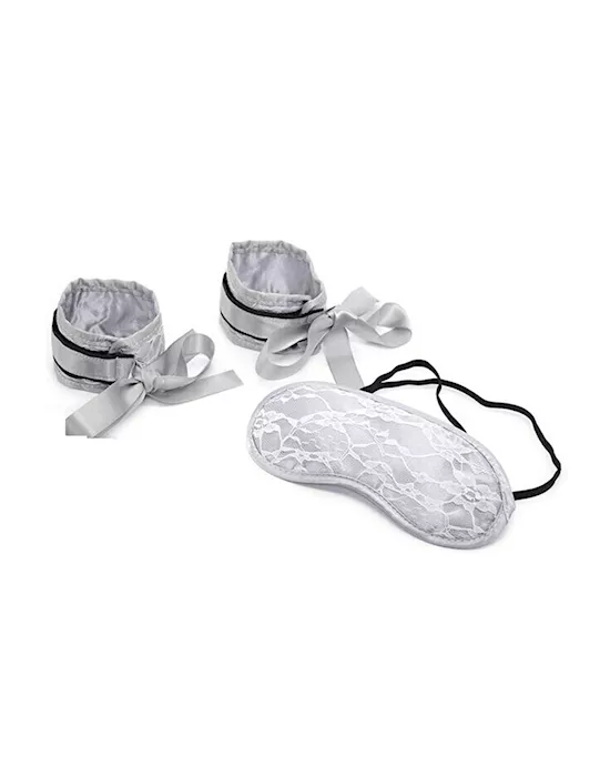 Seductive Lace Lovers Kit