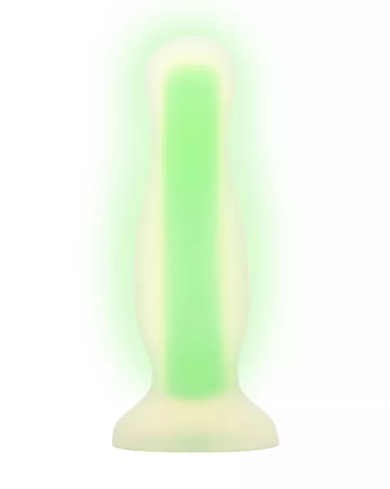 Play Glow In The Dark Butt Plug