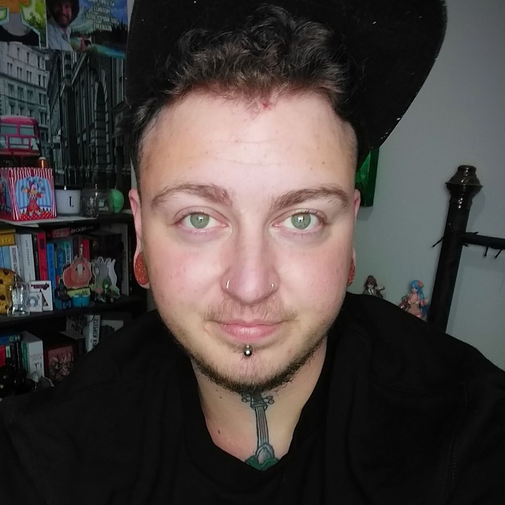 large_jed_biggs_trans_masculine_writer_headshot.jpg