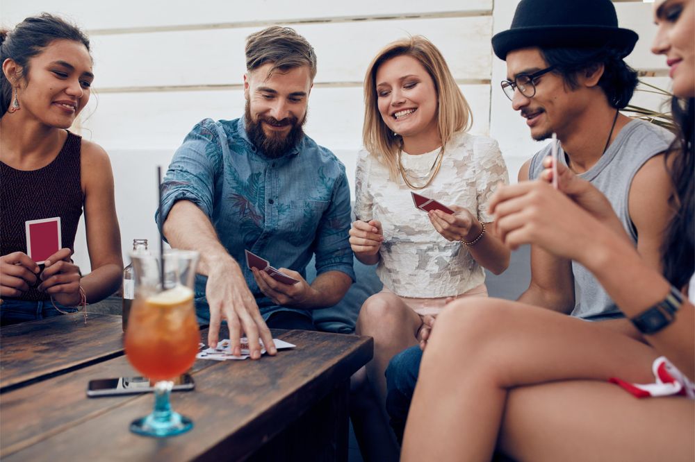 5 Adult Party Games That Can Definitely Break the Ice