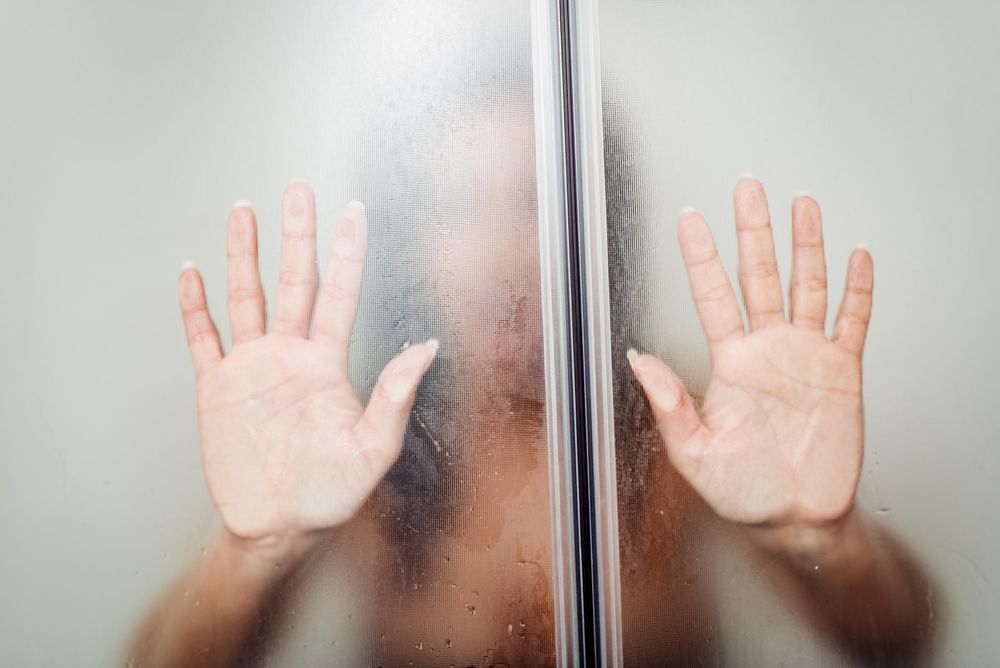 How to Use Your Suction Cup Dildo in the Shower
