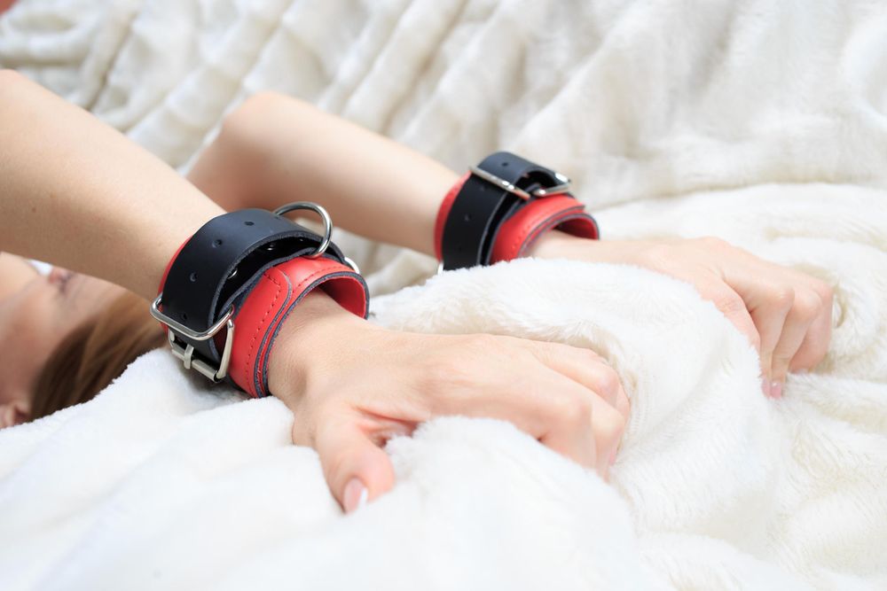 large_shutterstock_Handcuffs.jpg