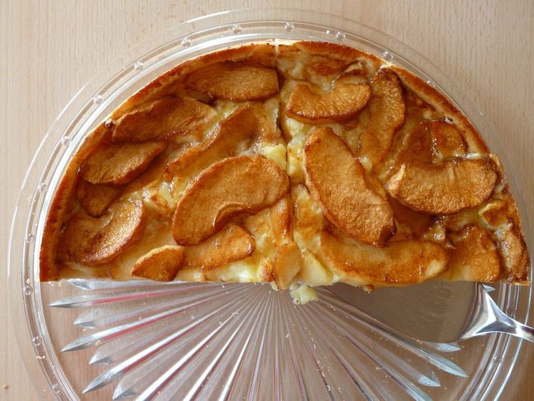 medium_Apple_pie.jpg