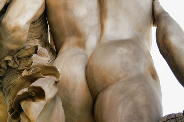 medium_butt_e971ec5957